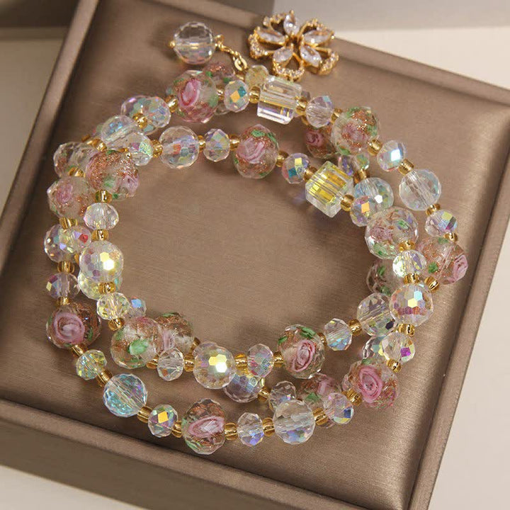 Buddha Stones Pulsera con dije floral triple de jardín de rosas y cuentas de vidrio Liuli blancas - image 2