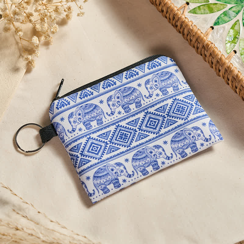 Buddha Stones Monedero bohemio con cremallera y diseño de elefante azul y blanco. - image 1