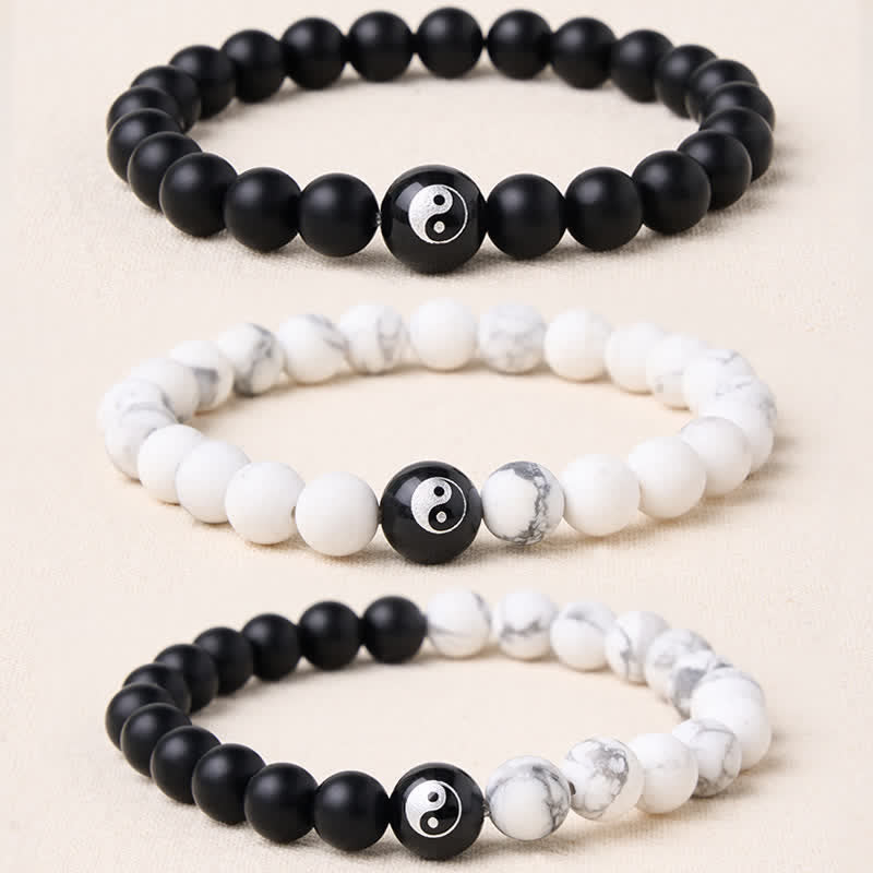 Buddha Stones Pulsera de equilibrio con cuentas redondas de ónix negro, turquesa blanca y yin yang de obsidiana negra. - image 0