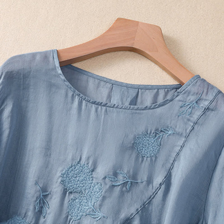 Camiseta de manga corta para mujer con cuello redondo y diseño de flores bordadas con Buddha Stones. - image 2