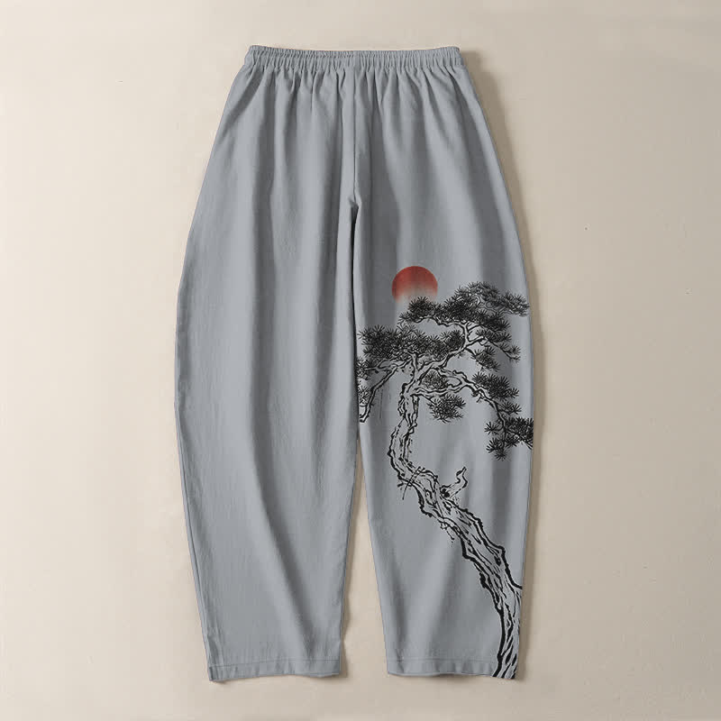 Buddha Stones Pantalones de hombre de algodón puro con estampado de pino y sol rojo, cordón ajustable y bolsillos. - image 10