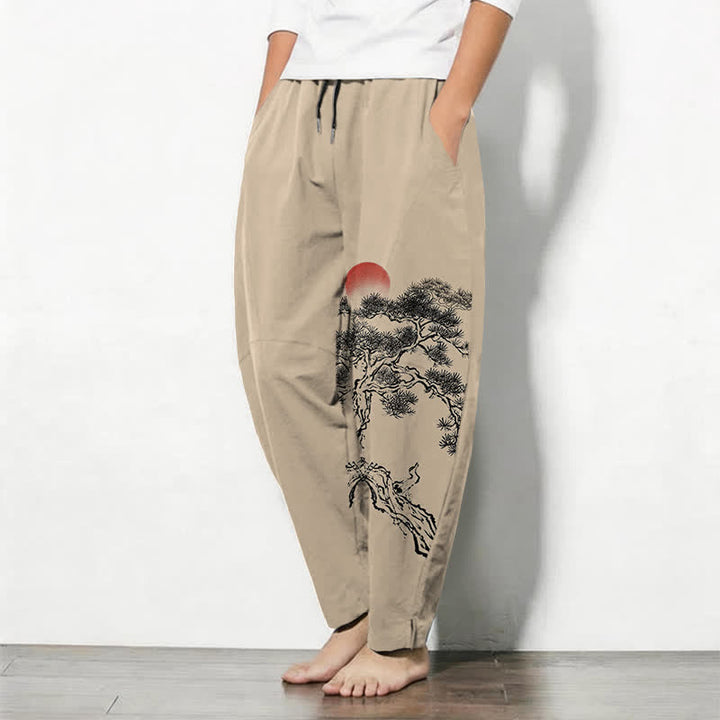 Buddha Stones Pantalones de hombre de algodón puro con estampado de pino y sol rojo, cordón ajustable y bolsillos. - image 12