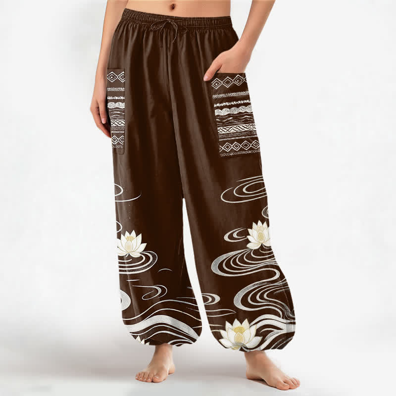 Buddha Stones Pantalones harem de algodón con estampado de ondas de loto y cintura elástica para mujer, con bolsillos laterales. - Marrón silla de montar - US16，UK/AU20，EU48 (3XL) - image 7