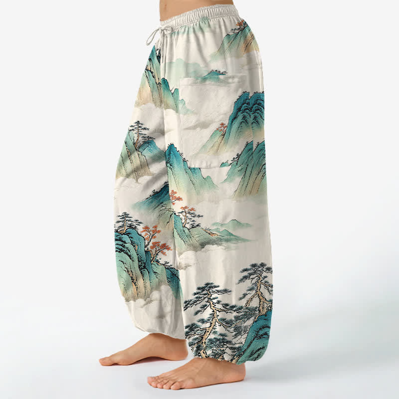 Buddha Stones Pantalones harem de mujer con cintura elástica y bolsillos laterales, estampado de paisaje de montaña y pinos de algodón. - image 1