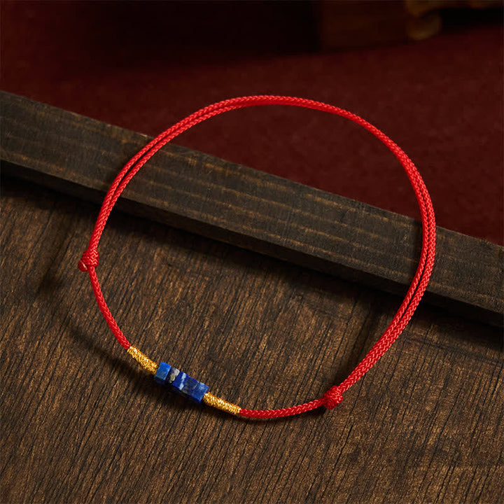 Buddha Stones Pulsera de la suerte de hilo rojo de lapislázuli, tejida a mano, ultrafina, con forma cuadrada pequeña. - image 3