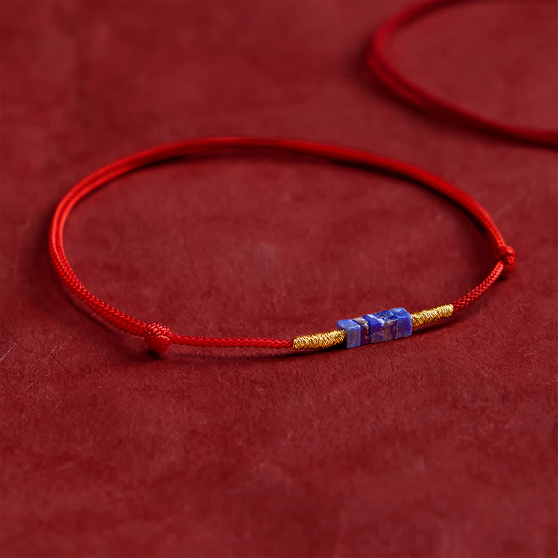 Buddha Stones Pulsera de la suerte de hilo rojo de lapislázuli, tejida a mano, ultrafina, con forma cuadrada pequeña. - image 2