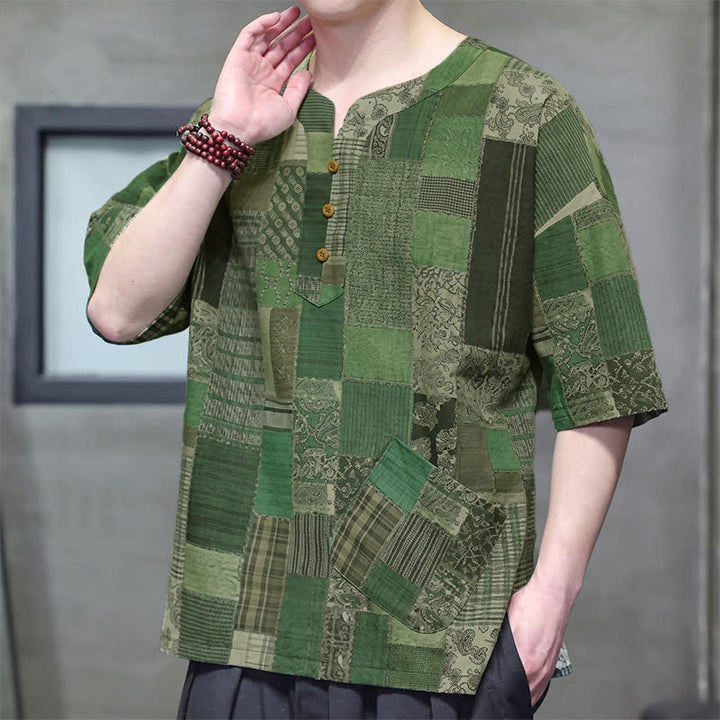Buddha Stones Camisas de manga corta para hombre con diseño de patchwork a cuadros, estilo bohemio informal de verano y bolsillo de parche. - image 1