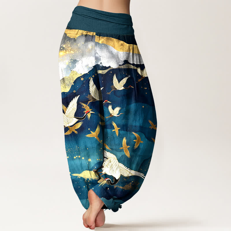 Buddha Stones Pantalones harem de mujer con cintura elástica y estampado de grullas voladoras doradas de algodón. - image 2
