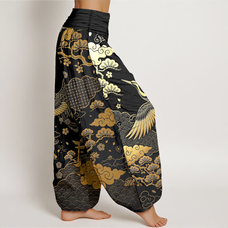 Buddha Stones Pantalones harem de algodón con estampado de grulla dorada y nubes para mujer, con cintura elástica. - image 1