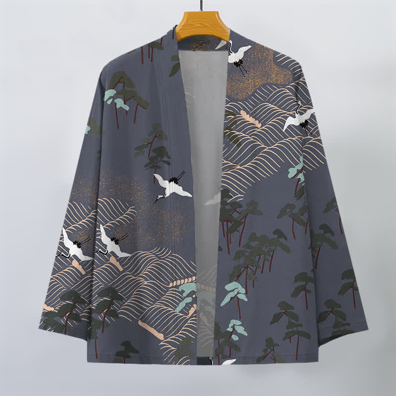 Buddha Stones Kimono de hombre con frente abierto, estampado de grullas blancas de algodón y ondas fluidas. - image 7