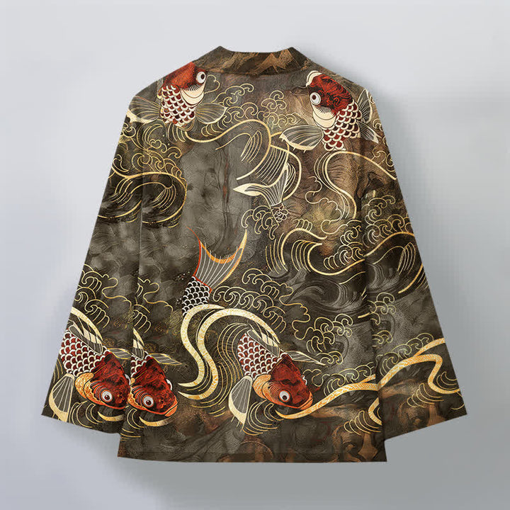 Buddha Stones Kimono de hombre de algodón rojo con estampado de peces koi y olas doradas, con frente abierto. - image 2