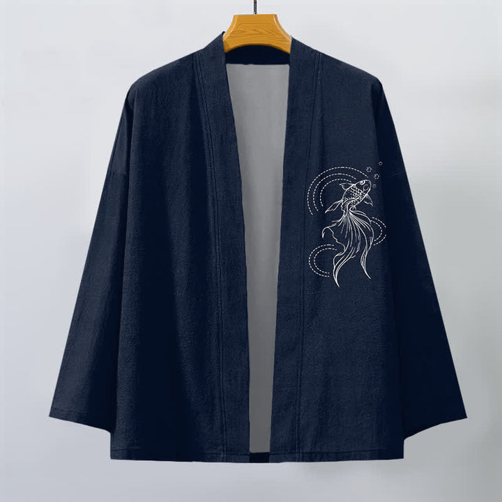 Buddha Stones Kimono de hombre de algodón blanco con estampado de olas y peces koi, con frente abierto. - image 1