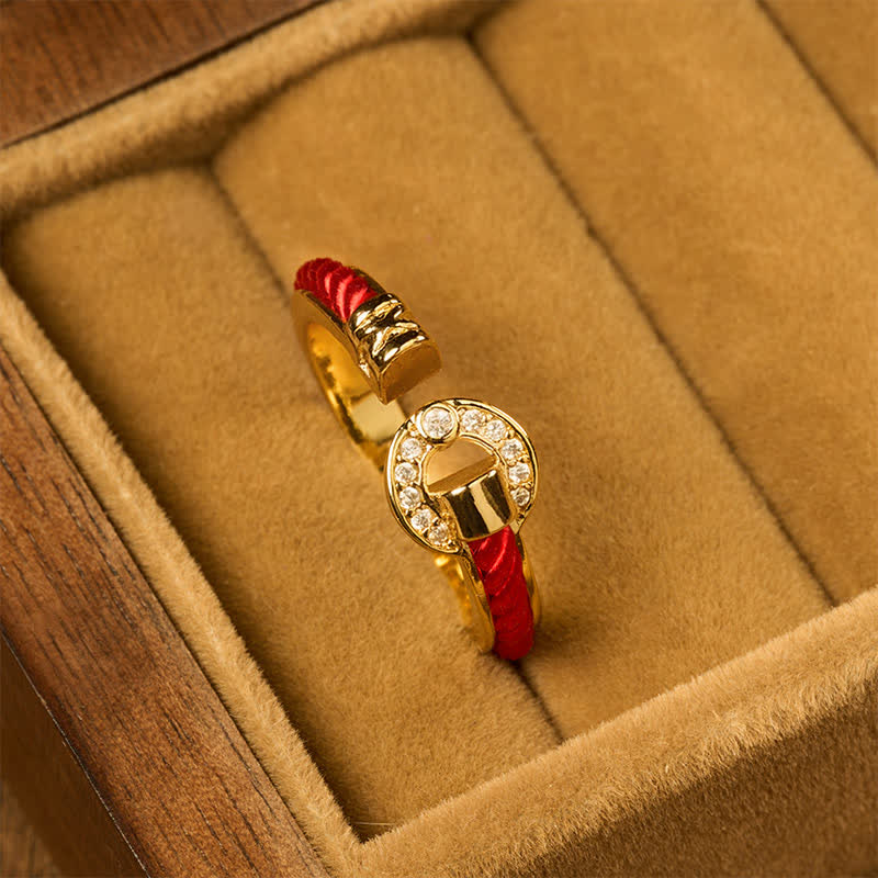 Buddha Stones Anillo abierto redondo con detalle de protección de hilo rojo - image 1