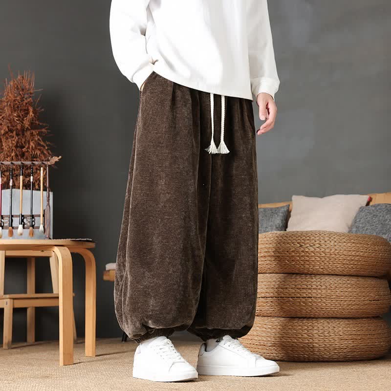 Buddha Stones Pantalones tobilleros de corte recto para hombre, estilo vintage, con cordón ajustable, ideales para otoño e invierno. - Marrón silla de montar - US/UK/AU46, EU56 (5XL) - image 0