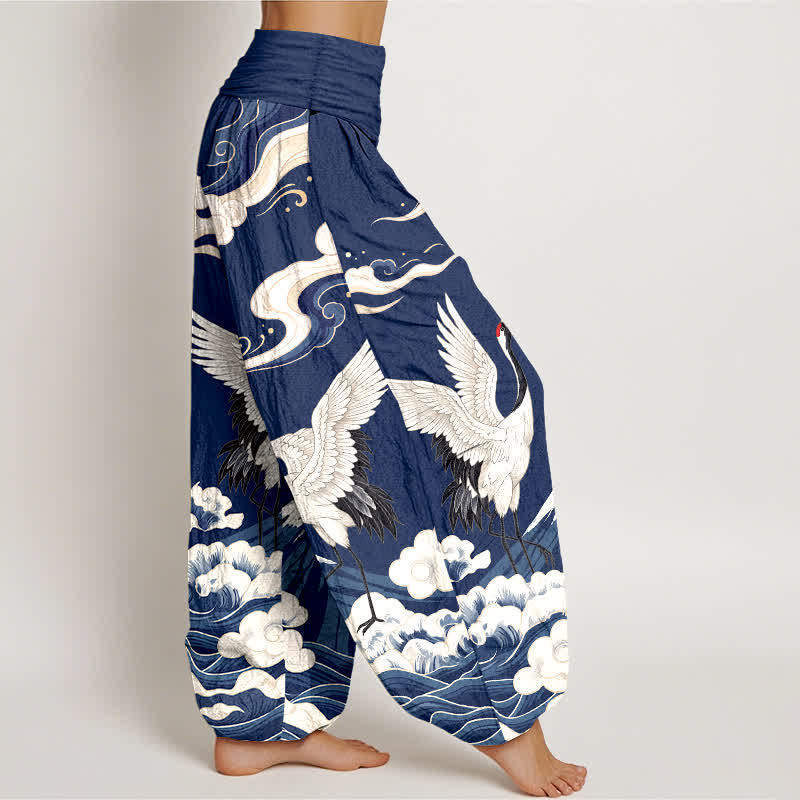 Buddha Stones Pantalones harem de mujer con cintura elástica y estampado de grullas, montañas y nubes, de algodón. - image 6