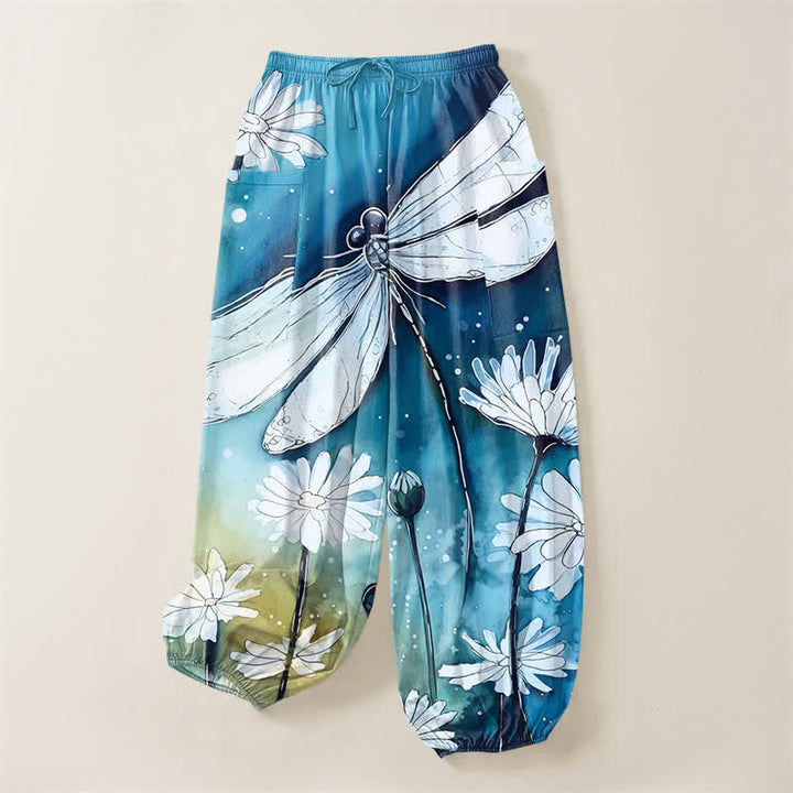 Buddha Stones Pantalones harem de algodón con estampado de libélulas y margaritas en acuarela para mujer, con cintura elástica y bolsillos laterales. - image 4