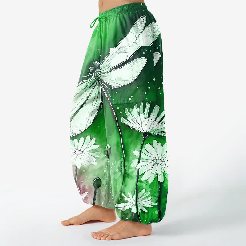 Buddha Stones Pantalones harem de algodón con estampado de libélulas y margaritas en acuarela para mujer, con cintura elástica y bolsillos laterales. - image 8
