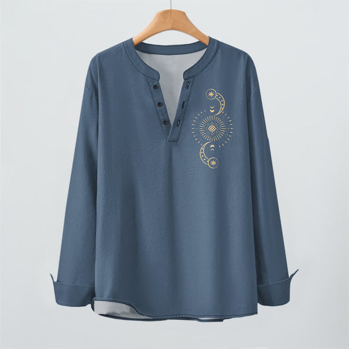 Buddha Stones Camisas de manga larga para hombre de algodón con cuello en V y estampado de sol y luna celestiales. - image 9