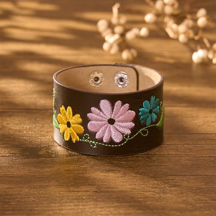 Buddha Stones Pulsera protectora de cuero tejida a mano con bordado floral. - image 9