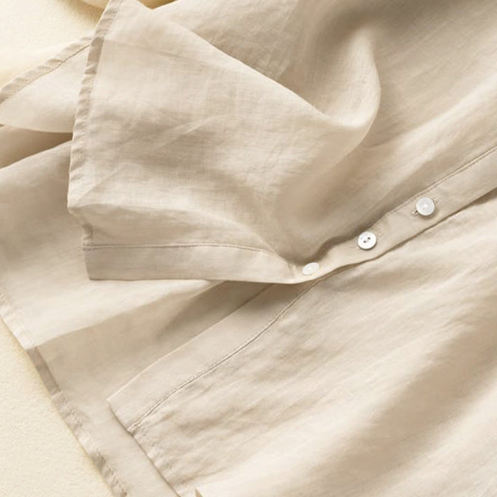 Camisa de mujer vintage con cuello en V, mangas tres cuartos abullonadas y botones , con Buddha Stones. - image 11