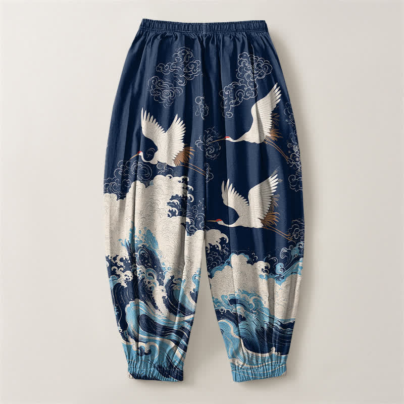 Buddha Stones Pantalones harem para hombre de algodón puro blanco con estampado de grullas y olas, con cordón ajustable y bolsillos. - image 2