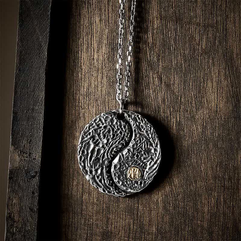 Buddha Stones Collar con colgante redondo grabado de cobre con el símbolo del equilibrio Yin Yang. - Yin Yang (Equilibrio ♥ Armonía) - image 0