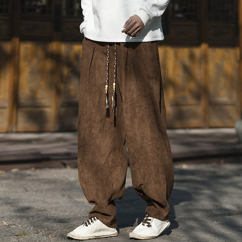 Buddha Stones Pantalones tobilleros de pana lisos de corte retro con cordón ajustable para hombre, estilo otoño/invierno, de pierna ancha y con bolsillo. - image 1