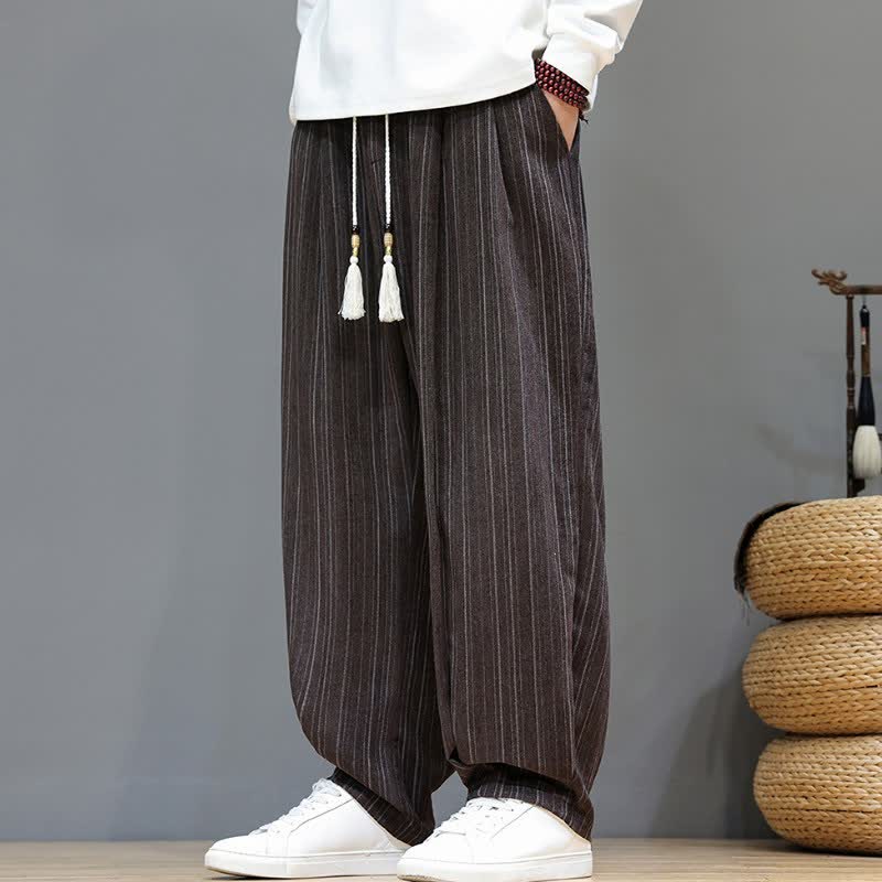 Buddha Stones Pantalones largos de hombre de corte recto con cordón ajustable y rayas, estilo casual de otoño. - Marrón silla de montar - US/UK/AU46, EU56 (5XL) - image 0