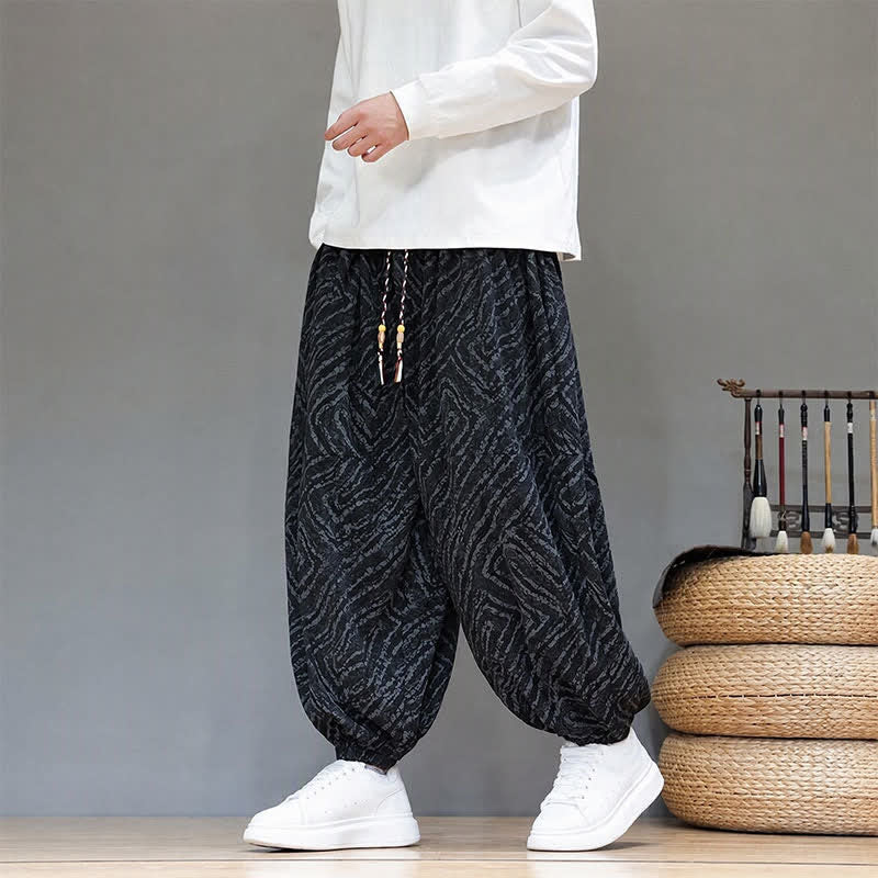 Buddha Stones Pantalones cortos de pana estilo boho con cordón ajustable y líneas abstractas para hombre, ideales para otoño e invierno. - image 12