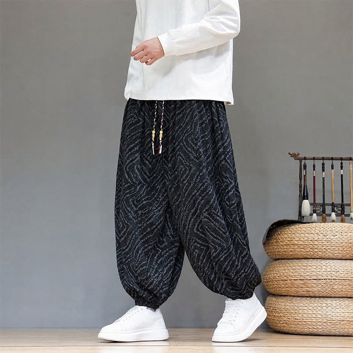 Buddha Stones Pantalones cortos de pana estilo boho con cordón ajustable y líneas abstractas para hombre, ideales para otoño e invierno. - image 12