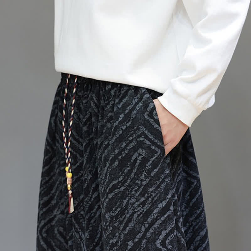Buddha Stones Pantalones cortos de pana estilo boho con cordón ajustable y líneas abstractas para hombre, ideales para otoño e invierno. - image 19