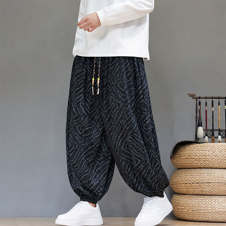 Buddha Stones Pantalones cortos de pana estilo boho con cordón ajustable y líneas abstractas para hombre, ideales para otoño e invierno. - Negro - US/UK/AU46, EU56 (5XL) - image 9