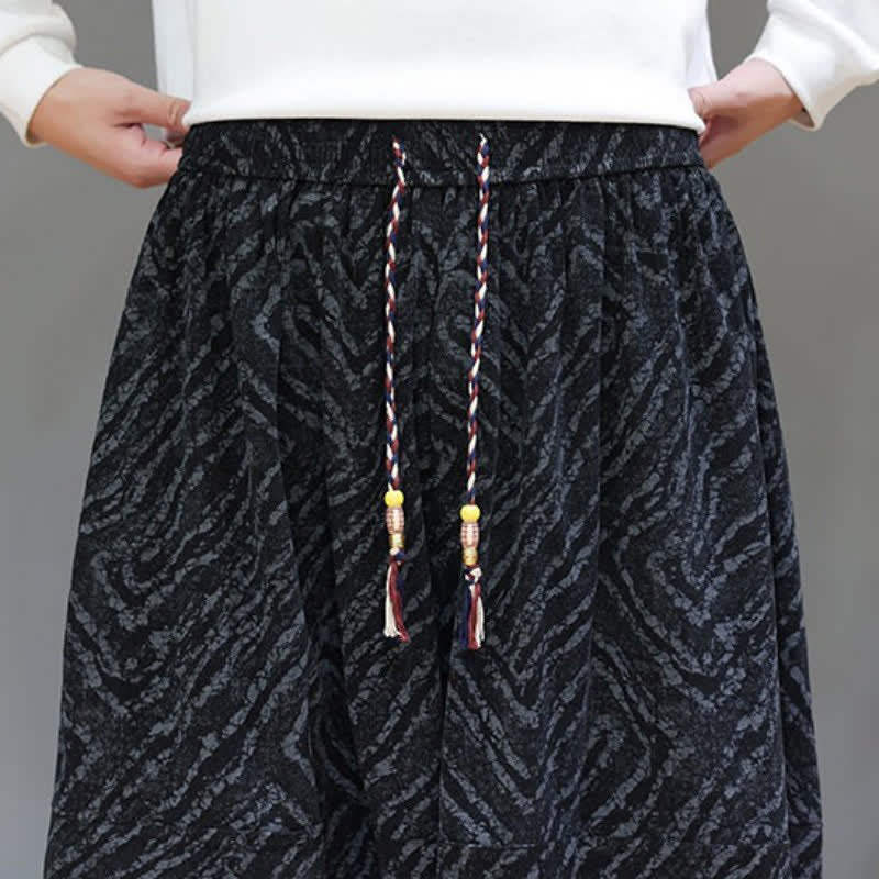 Buddha Stones Pantalones cortos de pana estilo boho con cordón ajustable y líneas abstractas para hombre, ideales para otoño e invierno. - image 18