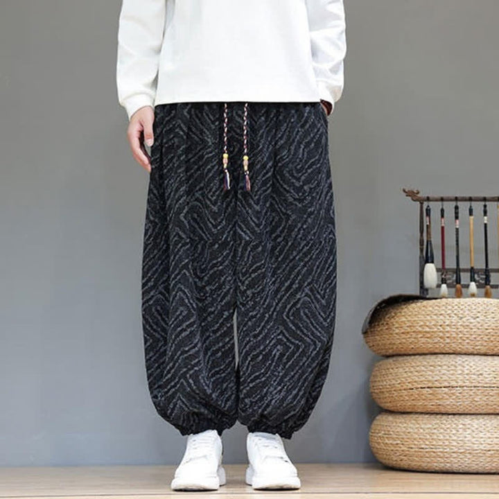 Buddha Stones Pantalones cortos de pana estilo boho con cordón ajustable y líneas abstractas para hombre, ideales para otoño e invierno. - image 16
