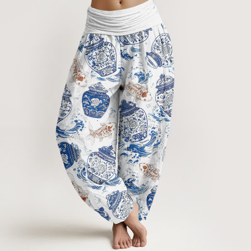 Buddha Stones Pantalones harem de mujer con cintura elástica, estampado floral de botellas azules y blancas y de peces koi, de algodón. - Blanco - US16，UK/AU20，EU48 (3XL) - image 0