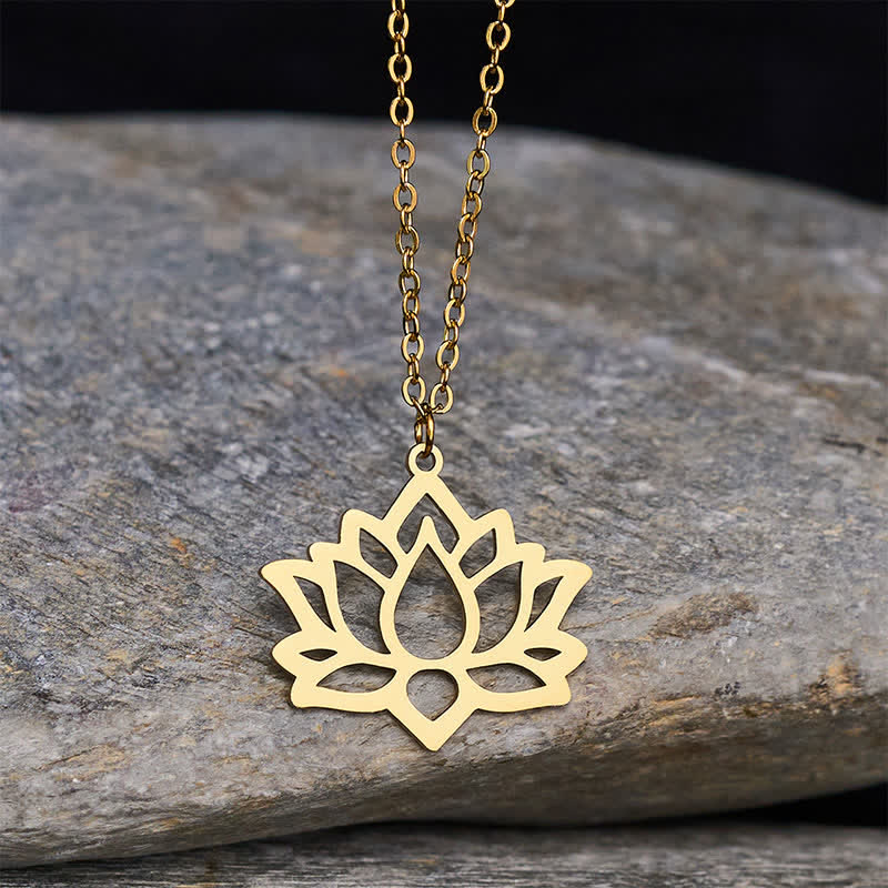 Buddha Stones Collar con colgante calado Lotus Purity de acero de titanio - Oro - image 7