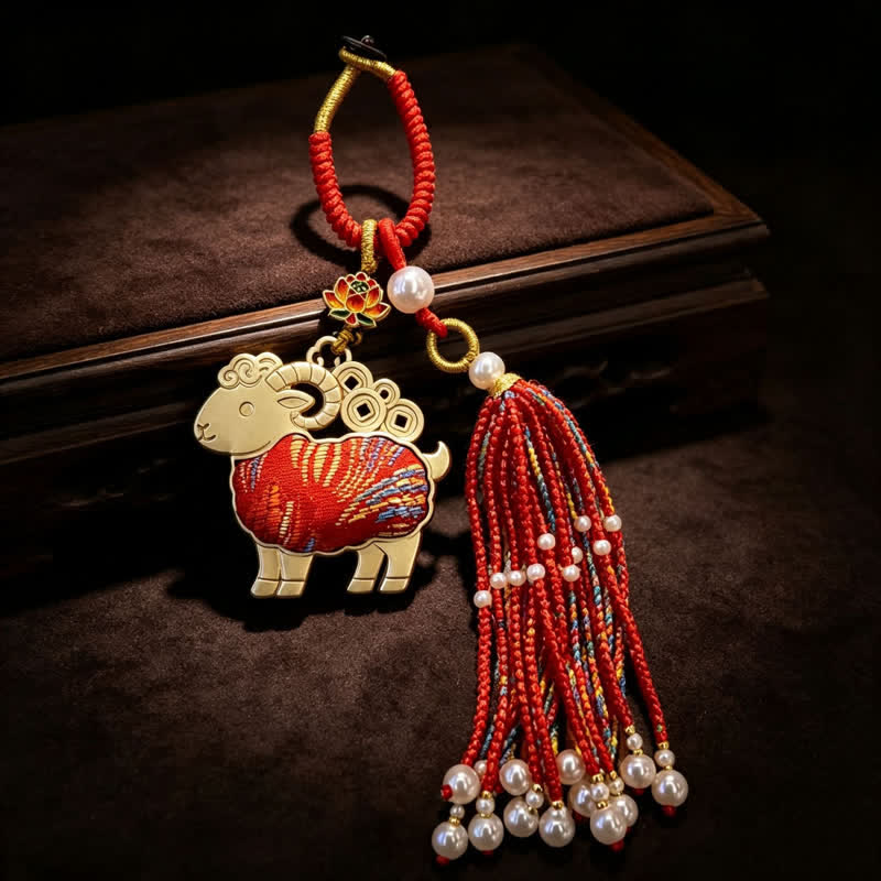 Buddha Stones Llaveros de pureza con borla de perlas de cabra y brocado de loto - Rojo - image 0