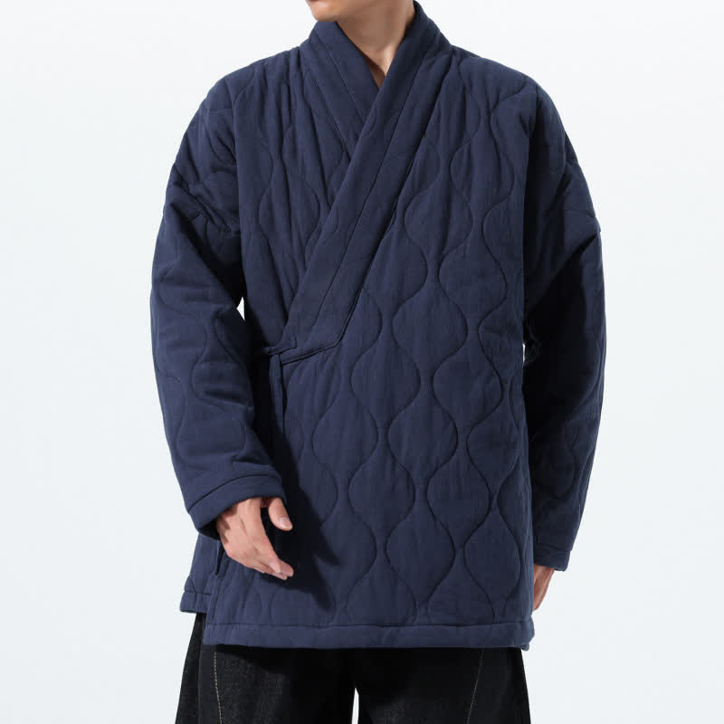 Buddha Stones Kimono de hombre liso con diseño acolchado, estilo Tang minimalista, cierre frontal cruzado con cordón y bolsillos, ideal para otoño e invierno. - Azul medianoche - US/UK/AU46, EU56 (5XL) - image 0