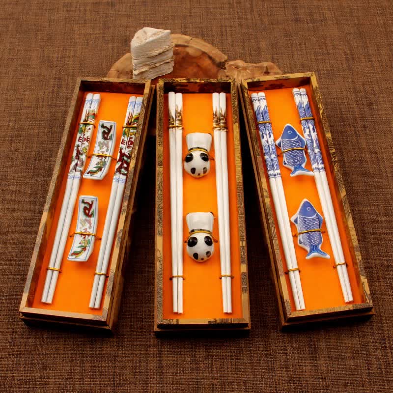 Buddha Stones Juego de palillos de cerámica con diseño de panda, dragón y pez koi, estilo chino, ideal para regalo. - image 0