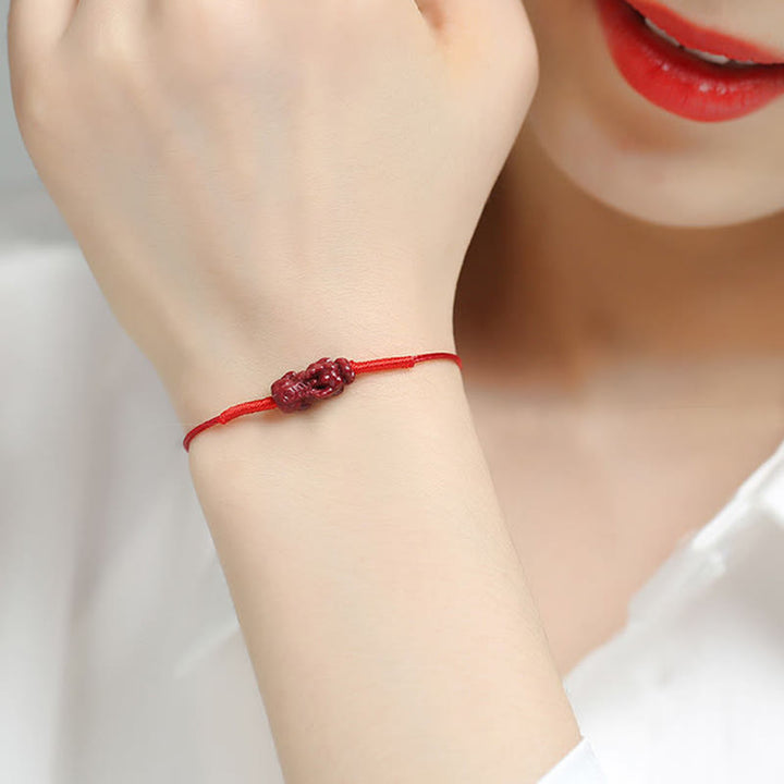 Pulsera trenzada hecha a mano con Buddha Stones, flor de ciruelo, trébol de cuatro hojas, PiXiu, loto, pez Koi, cinabrio
