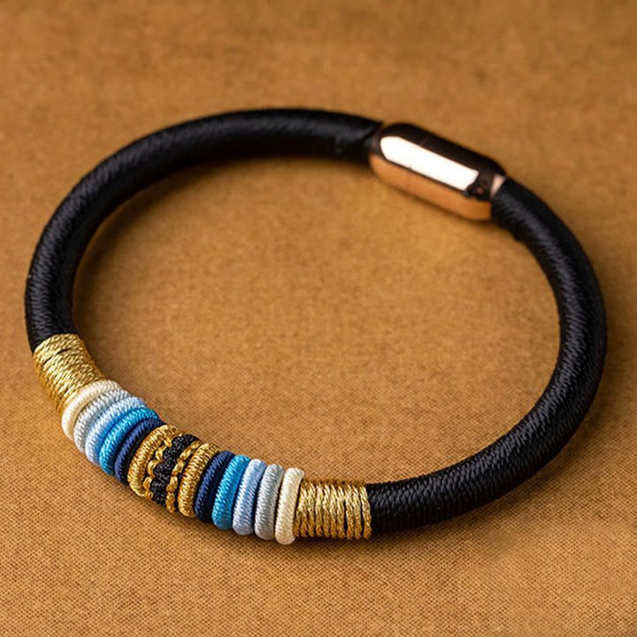 Pulsera trenzada con hebilla magnética hecha a mano con nudo King Kong tibetano de Buddha Stones