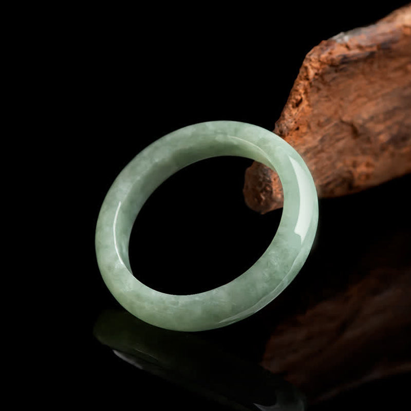 Anillo de abundancia de prosperidad de jade natural con Buddha Stones