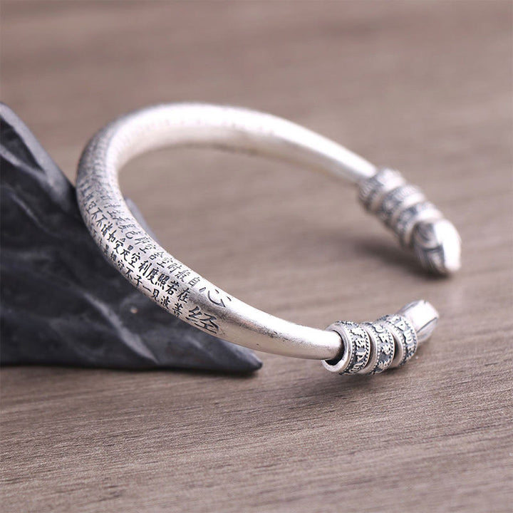 Pulsera de plata de ley 999 con Buddha Stones con forma de corazón Sutra Om Mani Padme Hum grabado paz pureza
