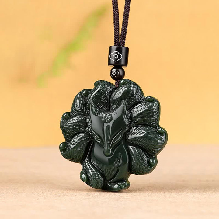 Colgante de cadena con collar de suerte de zorro de nueve colas de jade cian hetiano