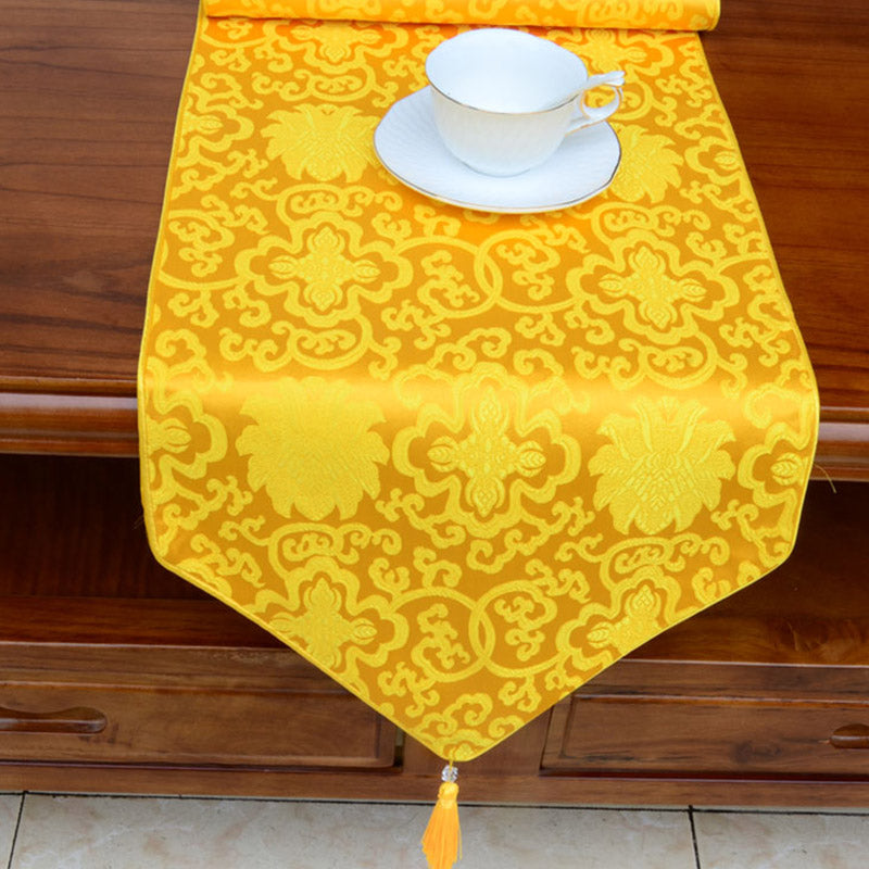 Camino de mesa Jacquard con borlas y símbolos propicios tibetanos con diseño de dragón Vajra y flores de altar de oración