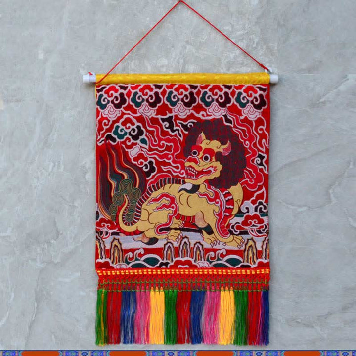 Arte de pared con borlas coloridas y espirituales de Feng Shui Kirin