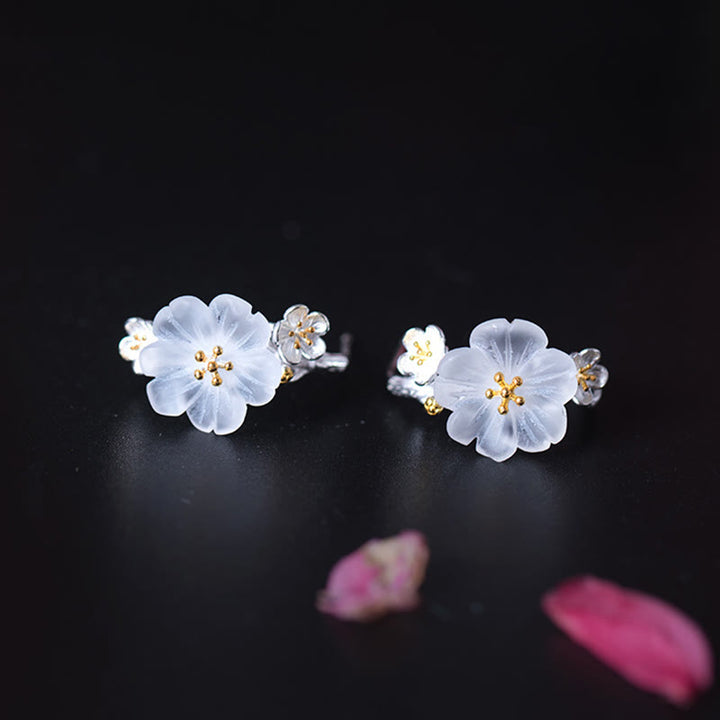 Pendientes de bendición floral de flor de ciruelo de plata de ley 925 con Buddha Stones