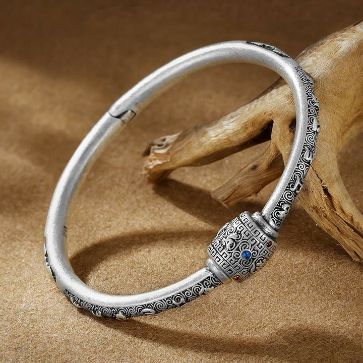 Pulsera de creatividad grabada con Buddha Stones de plata de ley 990, nubes auspiciosas tibetanas, Om Mani Padme Hum