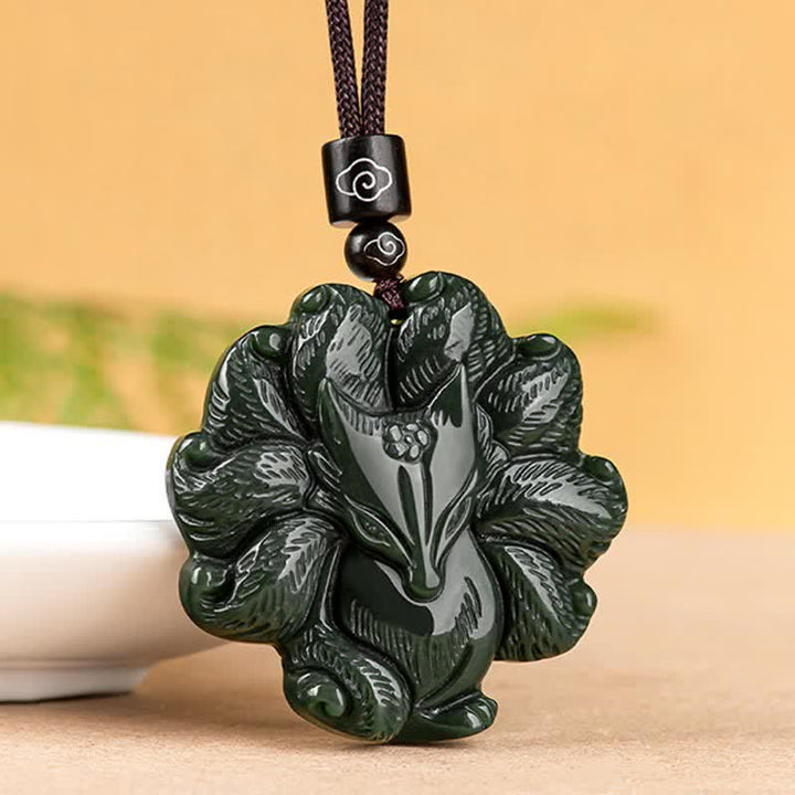 Colgante de cadena con collar de suerte de zorro de nueve colas de jade cian hetiano