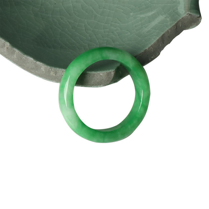 Anillo de la suerte de la abundancia de jade con Buddha Stones